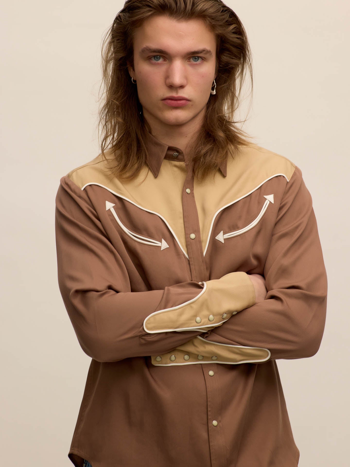 Two-tone smile pocket western shirt