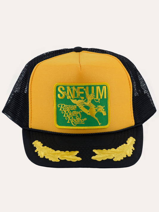 Sneum RRR logo trucker cap w. gold leaves