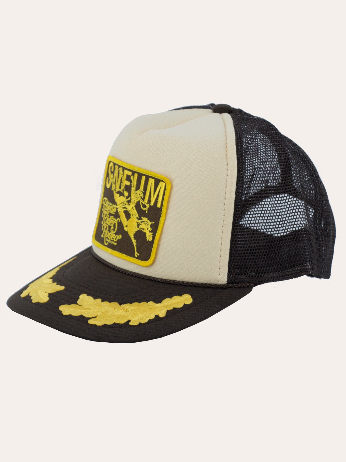 Sneum RRR logo trucker cap w. gold leaves