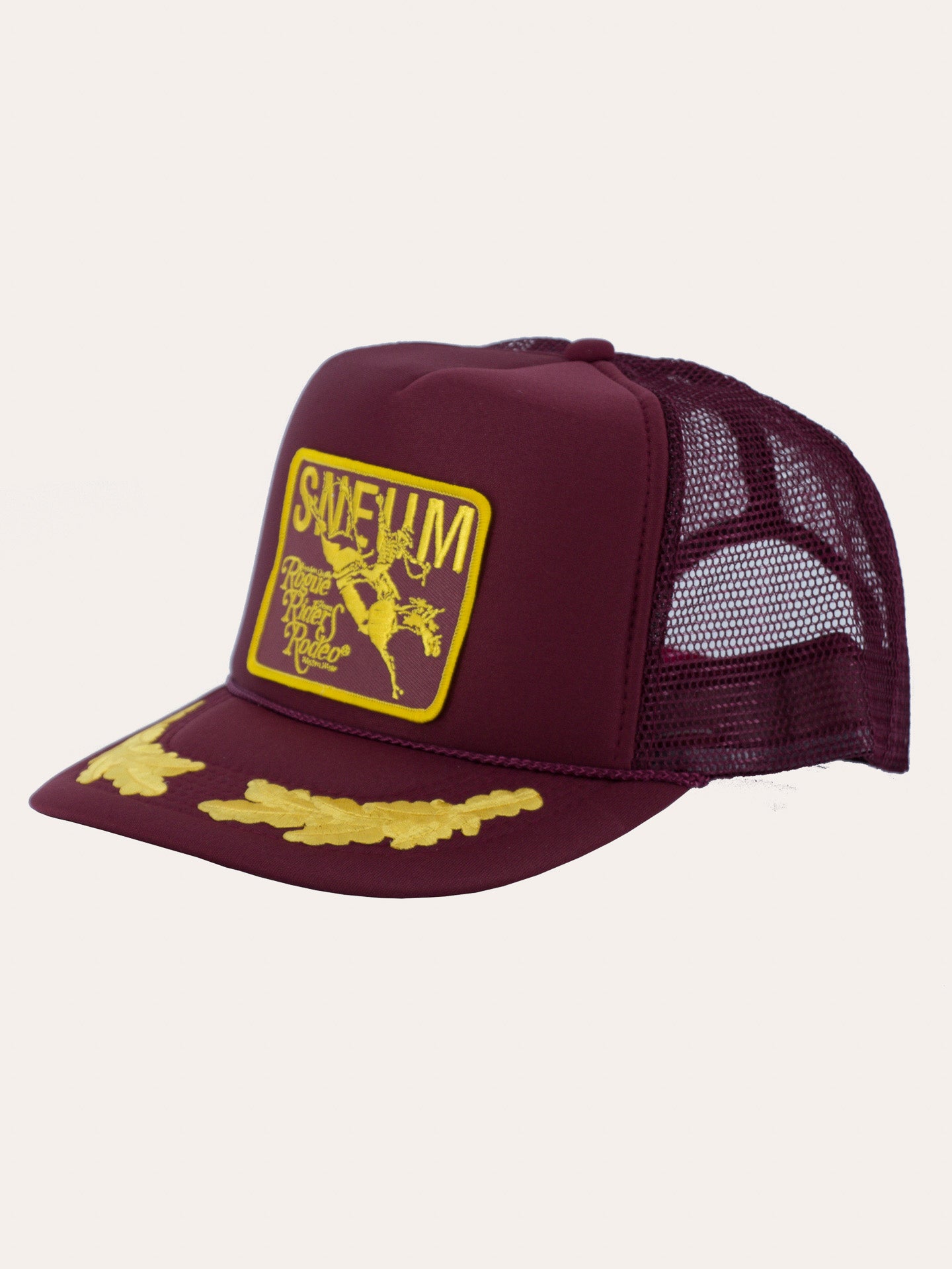 Sneum RRR logo trucker cap w. gold leaves