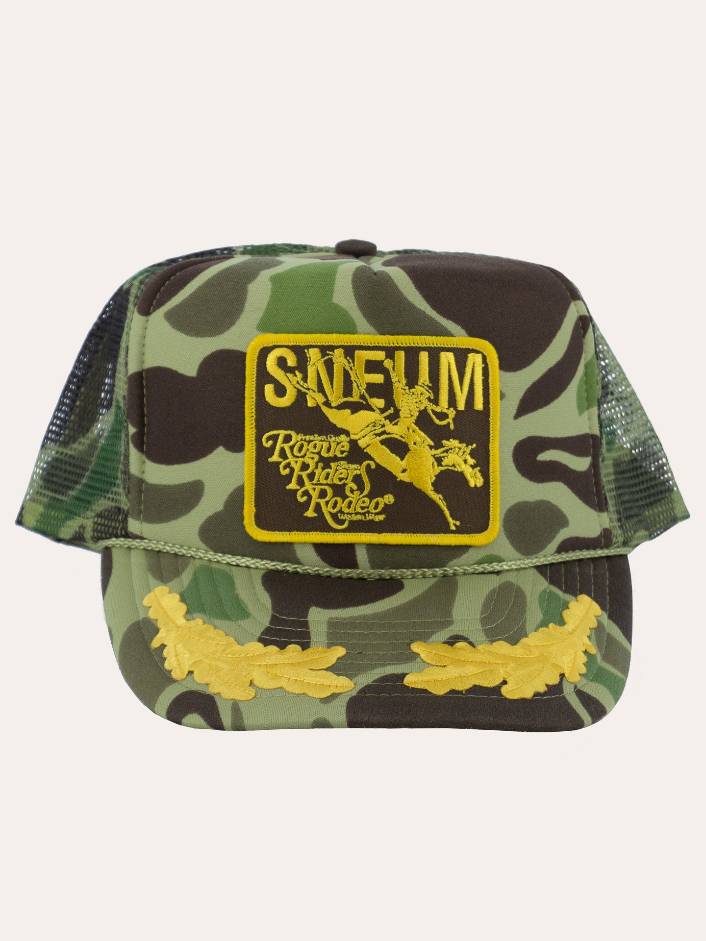 Sneum RRR logo trucker cap w. gold leaves