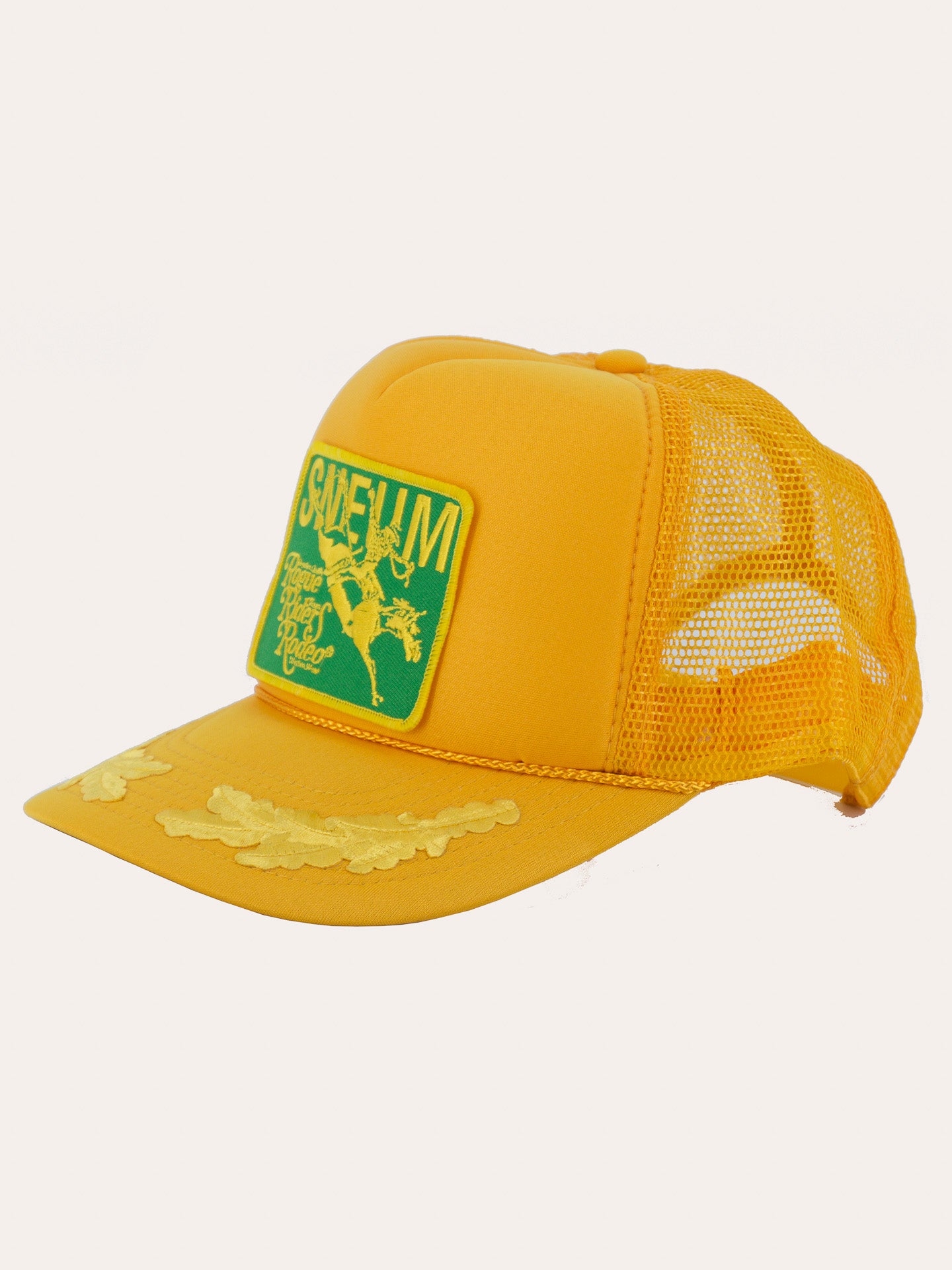 Sneum RRR logo trucker cap w. gold leaves