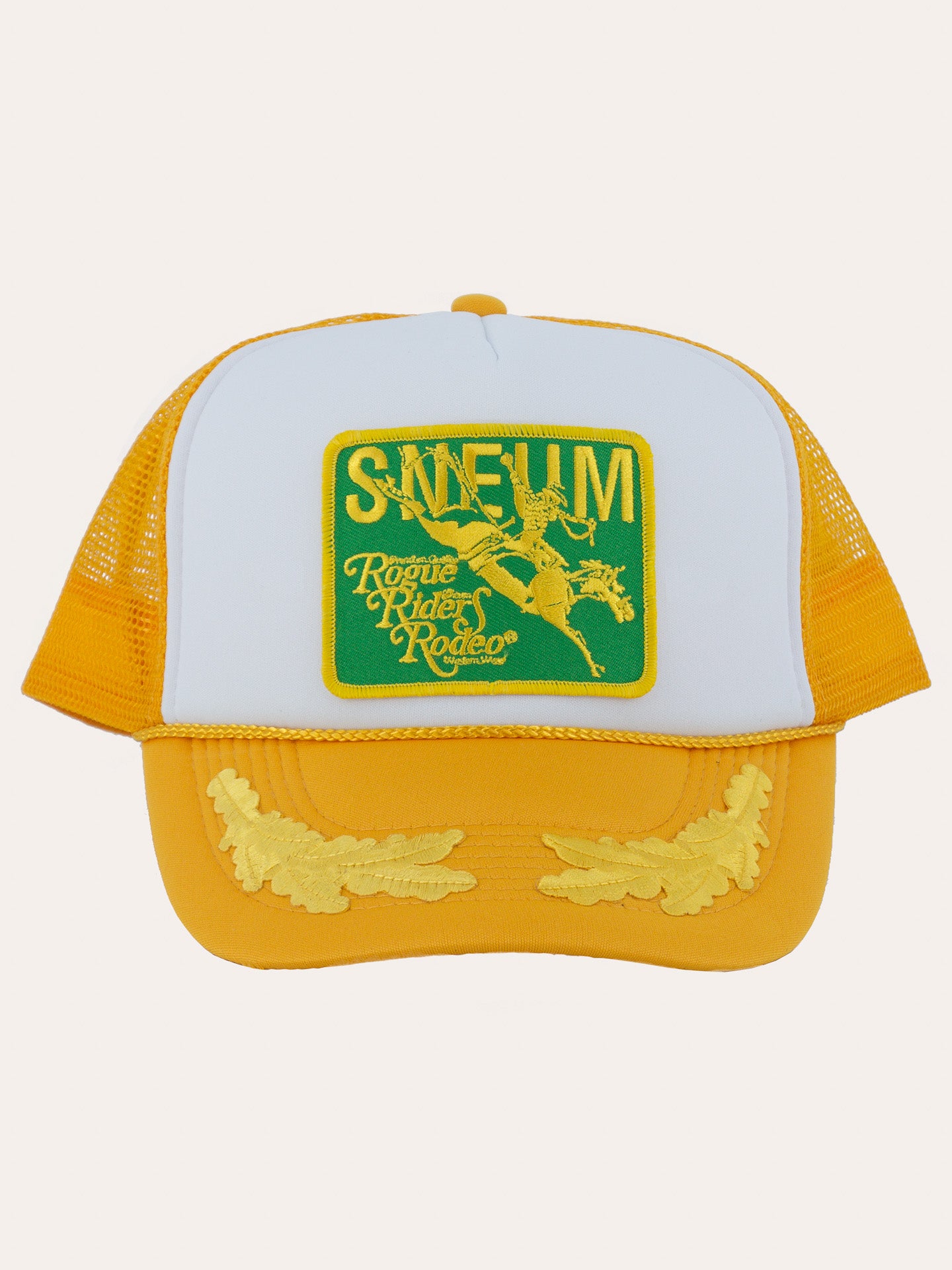 Sneum RRR logo trucker cap w. gold leaves