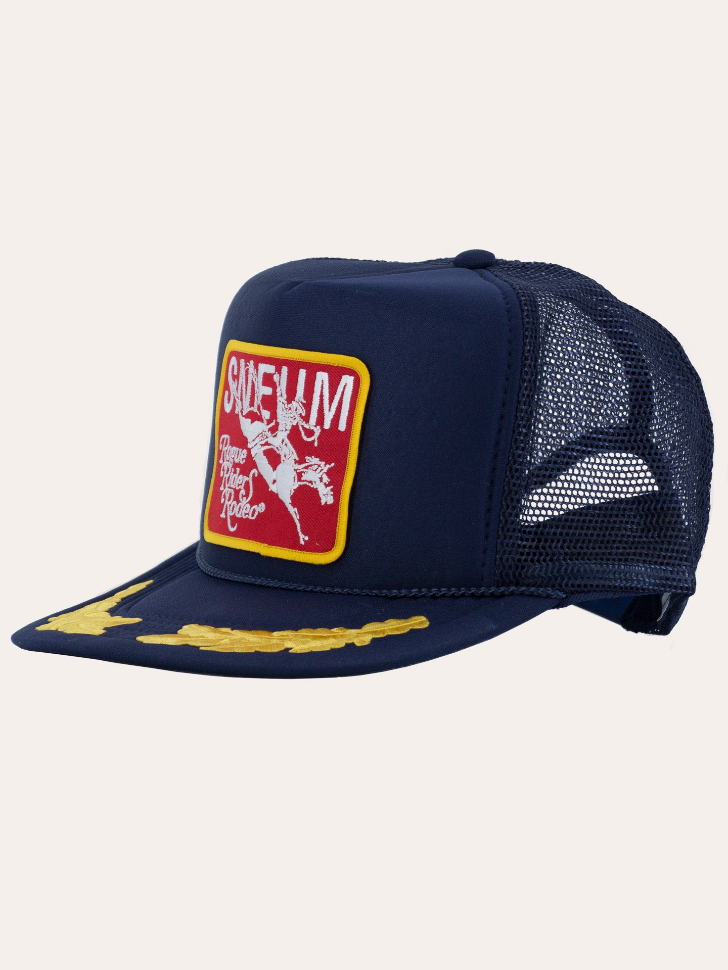 Sneum RRR logo trucker cap w. gold leaves