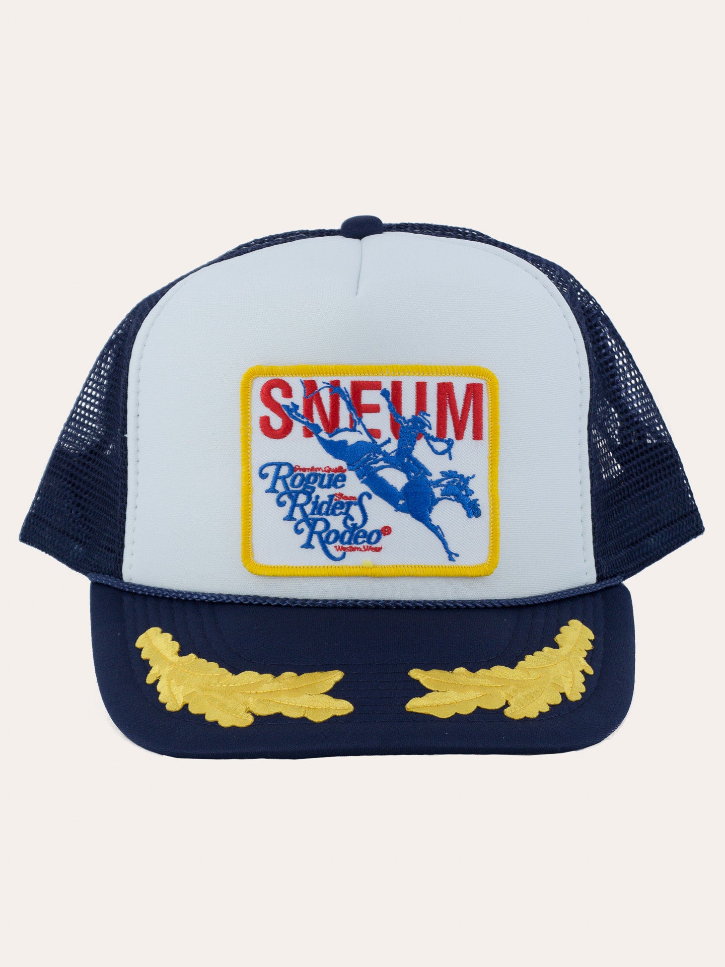 Sneum RRR logo trucker cap w. gold leaves