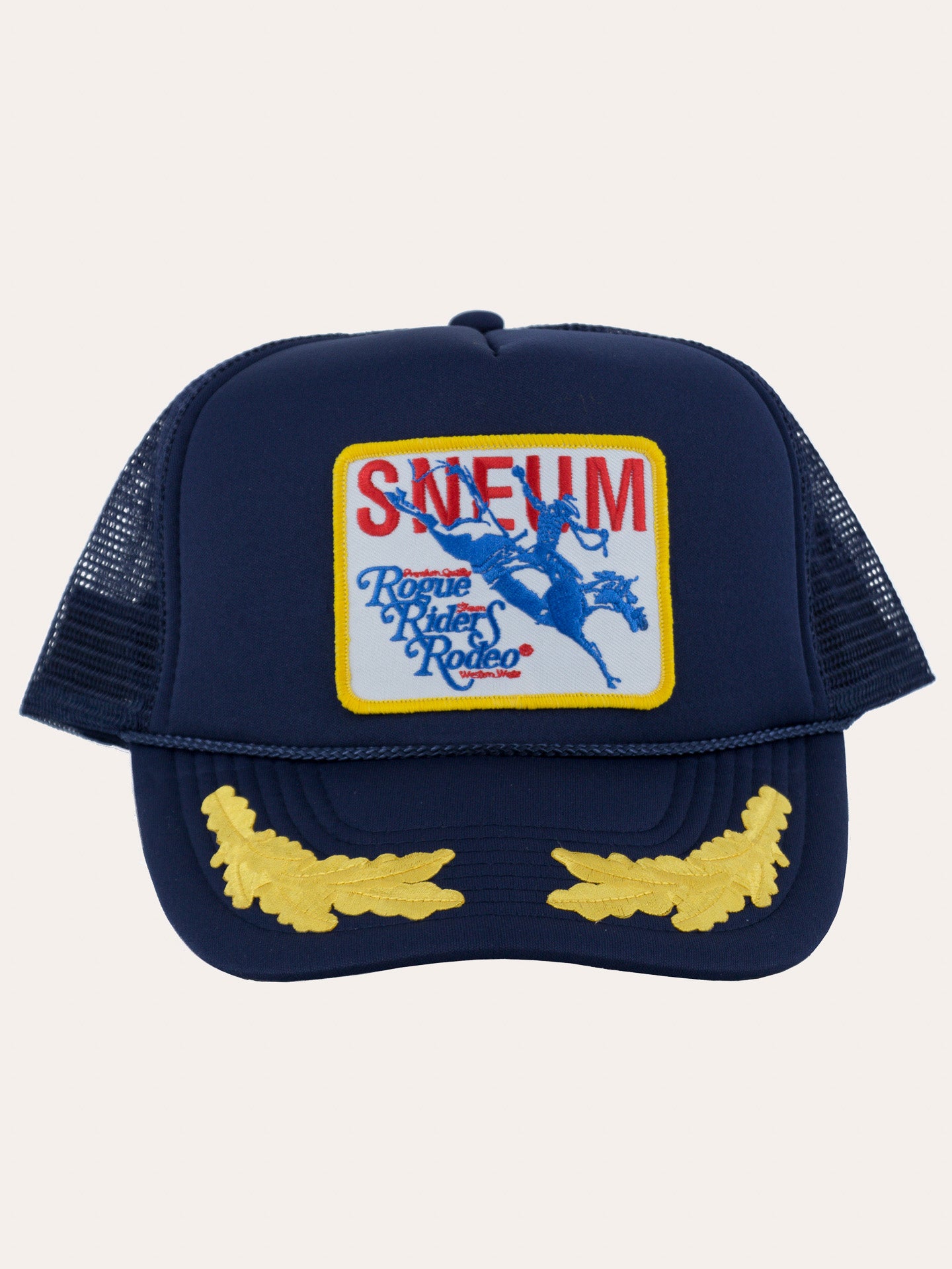 Sneum RRR logo trucker cap w. gold leaves