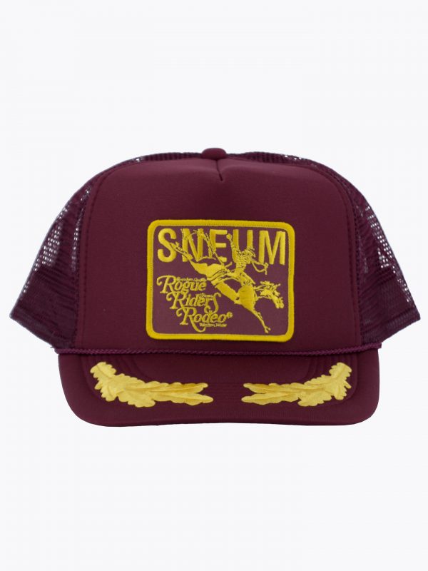 Trucker hat with gold leaves